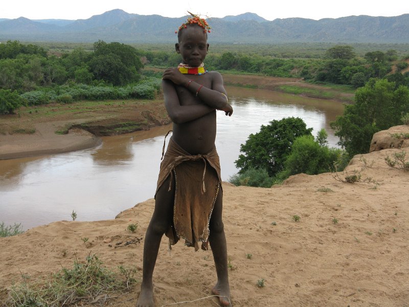 IMG_8694.JPG - Xiquet karo sobre el riu Omo.