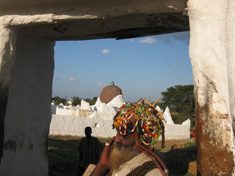 IMG_9220.JPG - Santuari del Sheik Jussein. Introductor de l'islam en estes terres.