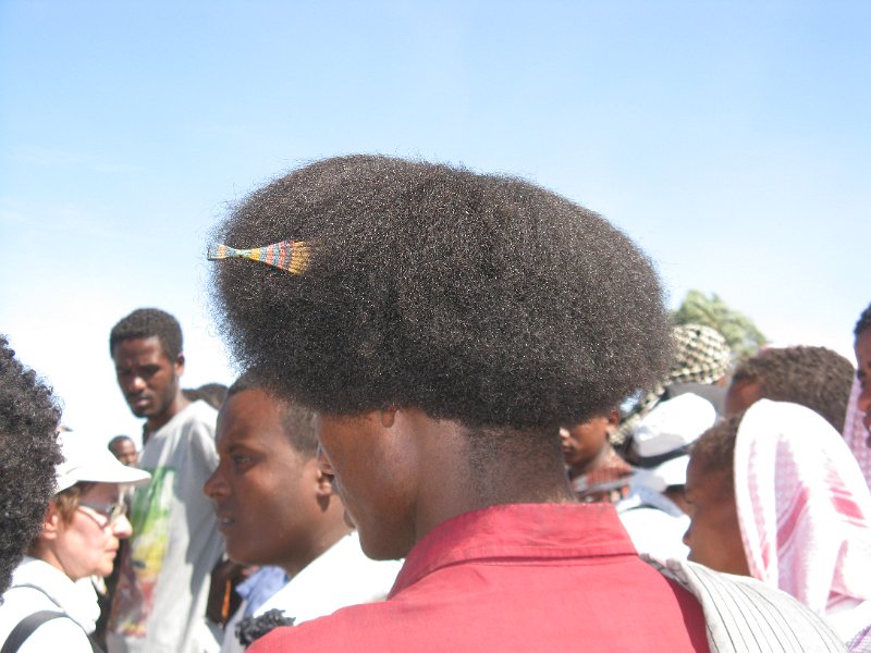 IMG_9712.JPG - Oromo. Cabell i pinta tradicional.