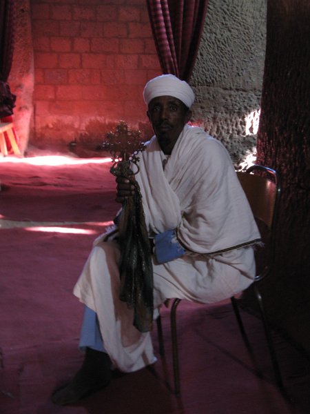 IMG_9973.JPG - Església Biet Amanuel. Monjo guardià.