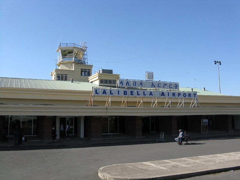 imh_0012.JPG - Aeroport