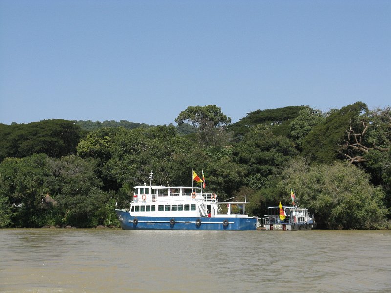 imh_0377.JPG - Sortint de l'illa