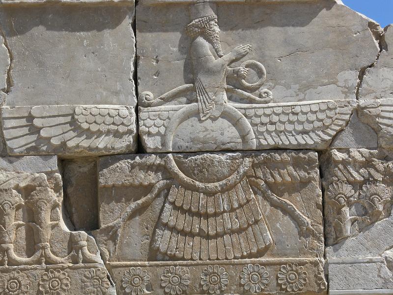 IMG_0141.JPG - Persépolis. Ahura Mazda, déu dels Zorastrians.
