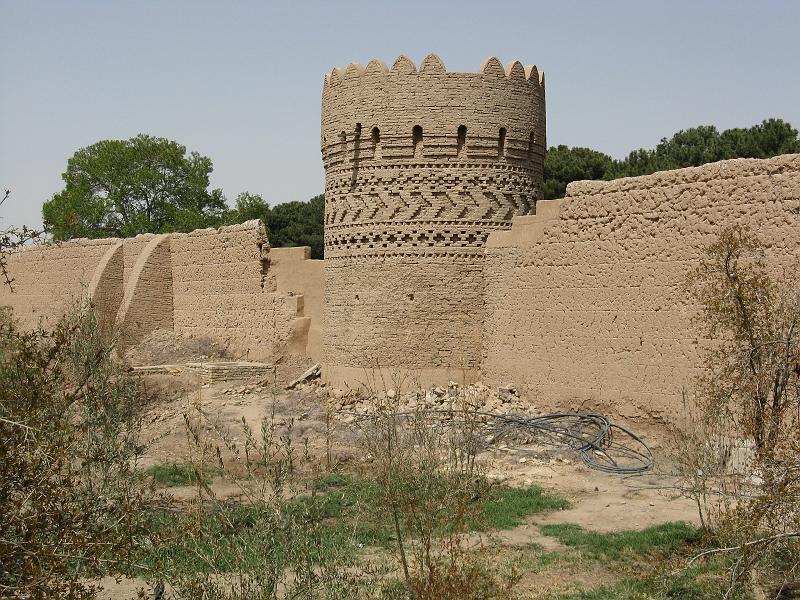 IMG_0273.JPG - Idm. Muralla exterior.