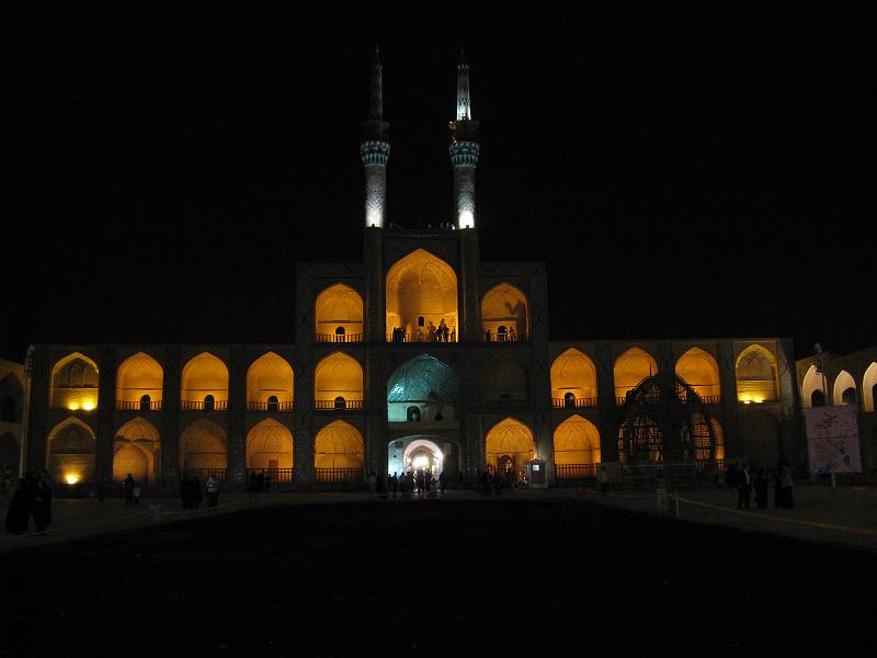 IMG_0326.JPG - Yazd. Amir Chakhmaq de nit.