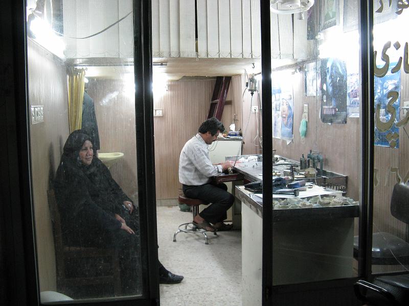 IMG_0327.JPG - Yazd. Dentista.