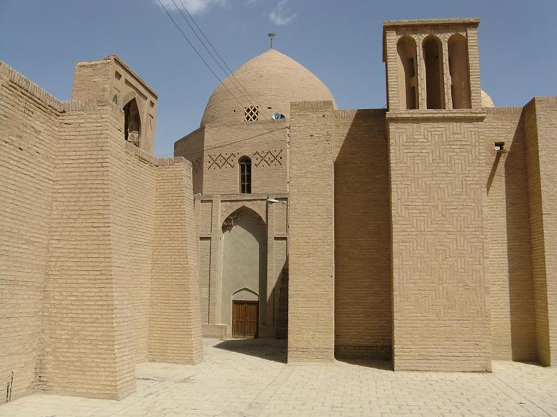 IMG_0360.JPG - Camí d'Isfahan. Altre poble. (?) Mesquita.