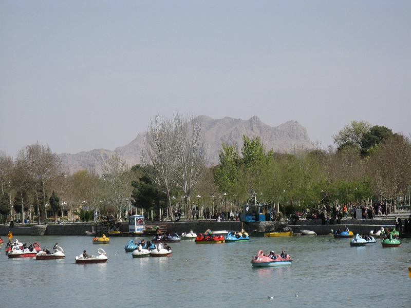 IMG_0468.JPG - Isfahan. Vistes des del Pont Sio Seh Pol.