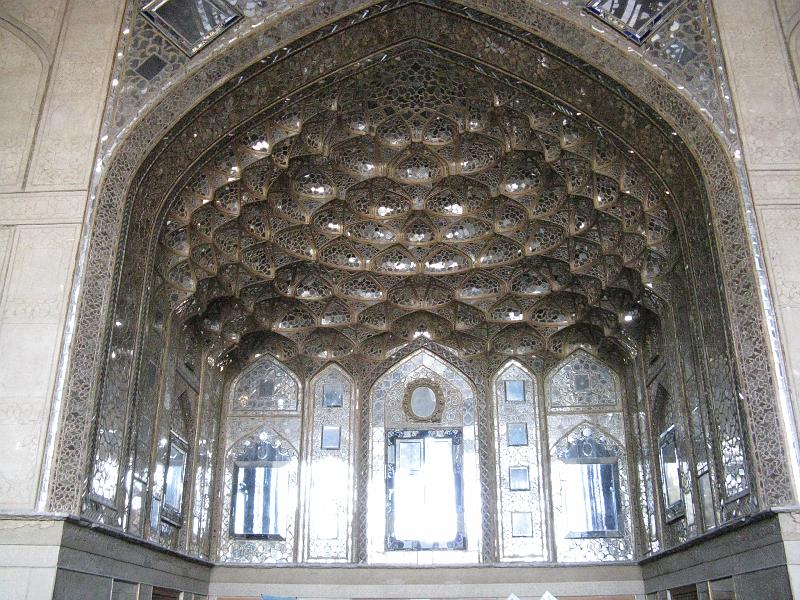 IMG_0488.JPG - Isfahan. Palau Chehel Sotun