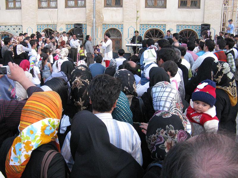 IMG_0496.JPG - Isfahan. Actuació de carrer.