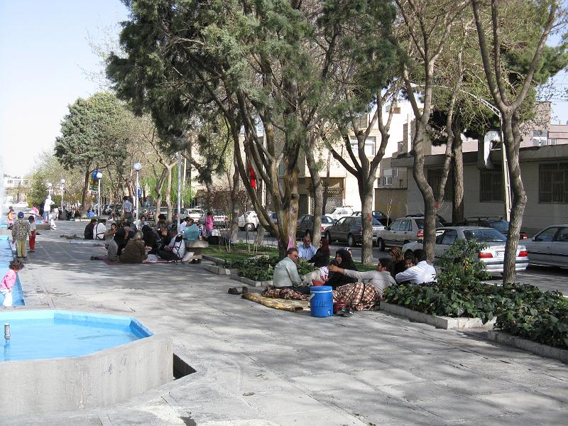 IMG_0532.JPG - Isfahan.  jardins i pic-nic.