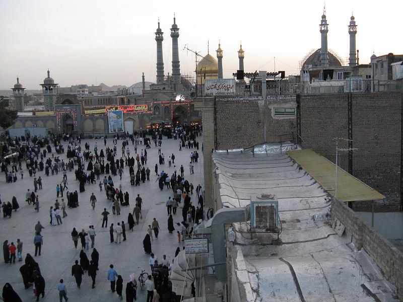 IMG_0748.JPG - Qom. Vista de la pça.