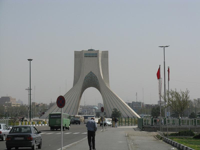 IMG_0777.JPG - Teheran. Torre Azadi per commemorar els 2500 anys de l'imperi persa. (1971)

