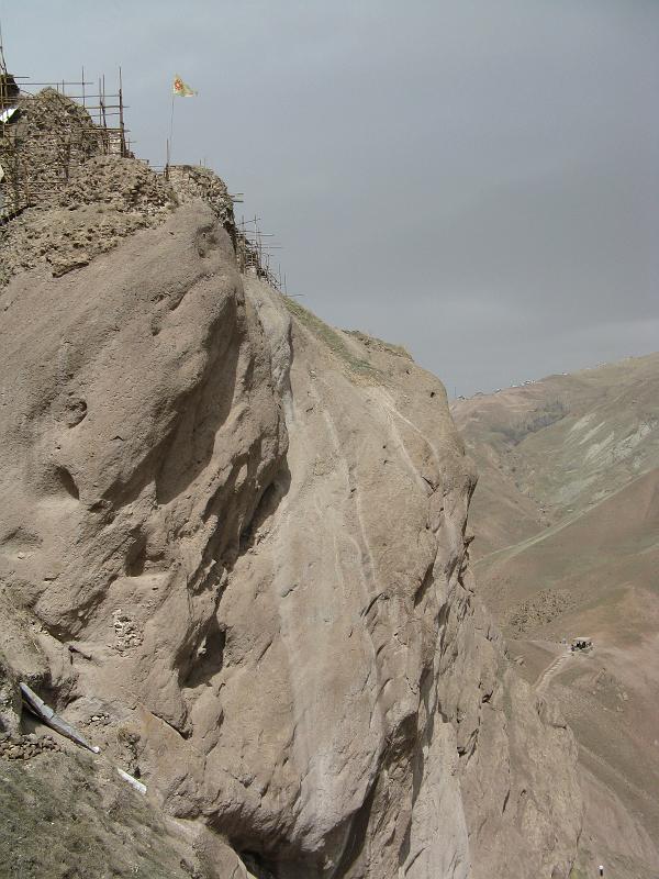 IMG_0853.JPG - Alamut.