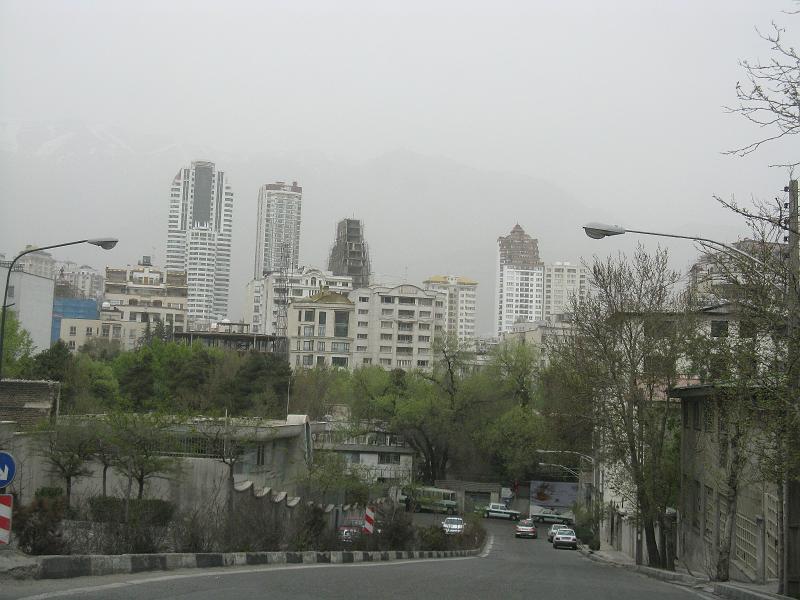IMG_0899.JPG - Teheran monumntal.