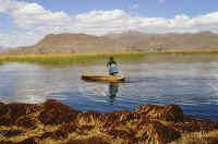 Embarcaci�n de totora. Lago Titicaca