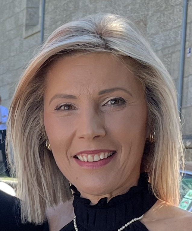 Picture of Maribel Yasmina Santos 