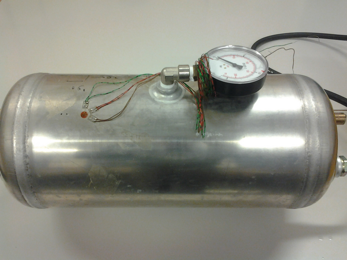 Figure 1a. Pressure tank.